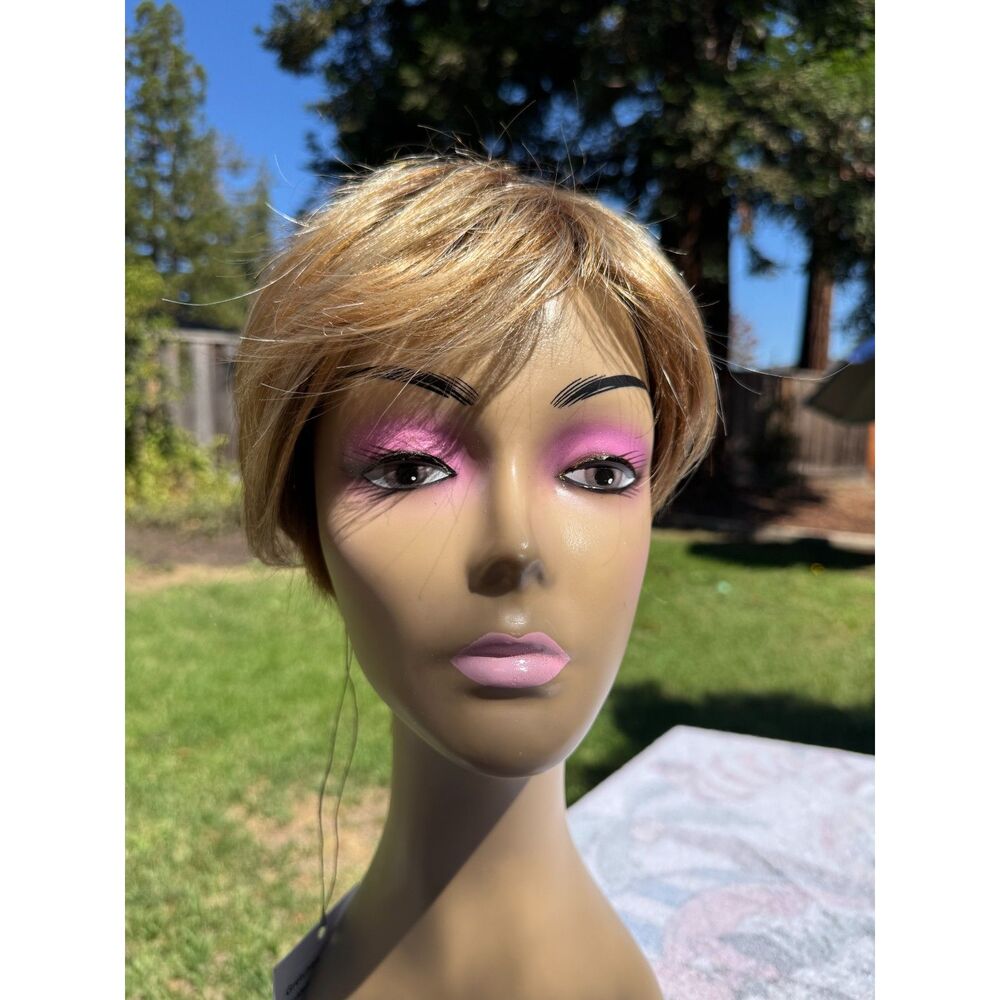 Envy Wig - Gretchen - Picture 3 of 6